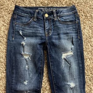 Dark wash American eagle jeans
